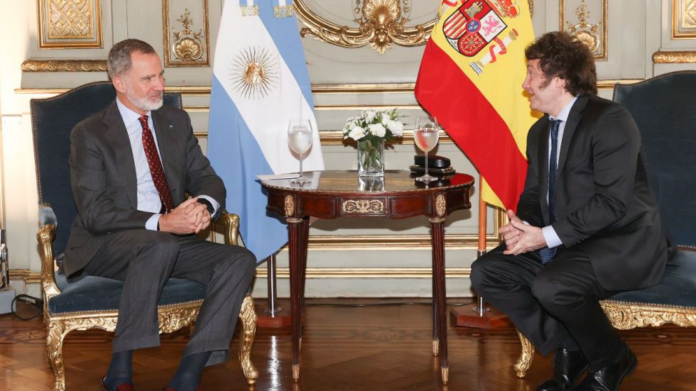 El Rey Felipe VI se reúne con Javier Milei en Argentina