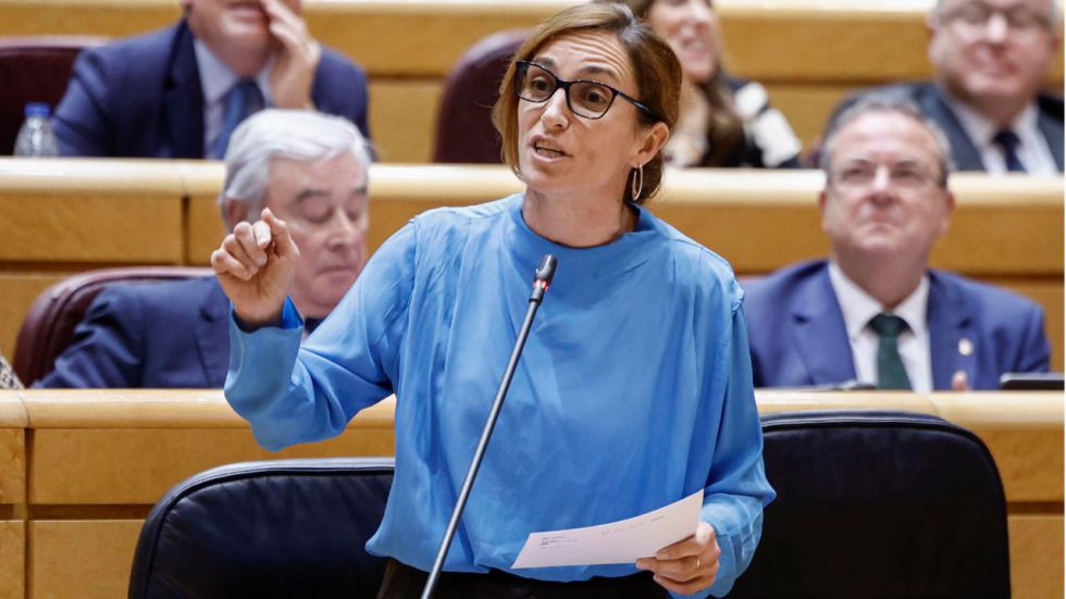 El PP denuncia la falta de sanitarios y la ministra, en lugar de responder, arremete contra Ayuso