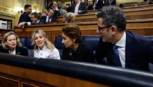 El Congreso celebra su primer control de la legislatura con la ausencia de Sánchez