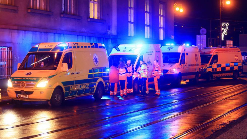 Un exalumno mata a 15 personas en una universidad de Praga y después se suicida