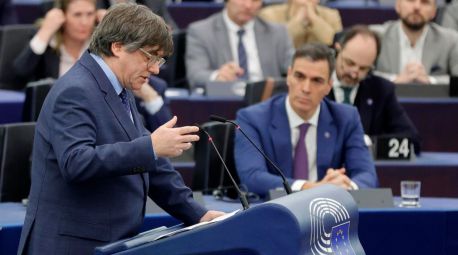 Puigdemont lamenta 'el tiempo perdido' tras poner en valor la figura del mediador