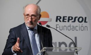 El Gobierno se venga de Repsol: Competencia le abre un expediente tras las críticas a Sánchez