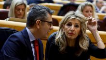 Yolanda Díaz admite la derrota ante Puigdemont: 'Es muy difícil gobernar así'