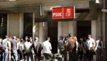 El PSOE veta la entrada a Ferraz a los 'pseudomedios' implicados en la protesta de Nochevieja