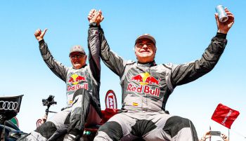 Carlos Sainz hace historia al ganar su cuarto Dakar