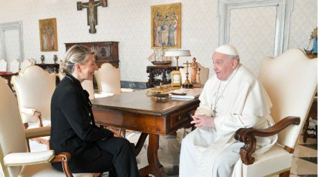 Encuentro 'muy cordial y emotivo' entre el Papa y Yolanda Díaz