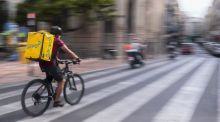Glovo, multada con 550.000 euros por vulnerar el tratamiento de datos de sus 'riders'