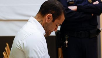 Los Mossos apuntalan la versión de la víctima de Alves: 'Estaba en 'shock''