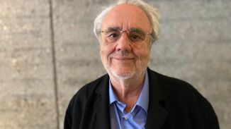Manuel Gutiérrez Aragón: 'Para ser escritor aprendí mucho del cine como guionista'