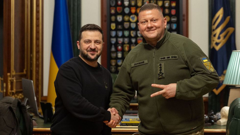 Zelenski destituye a Valeri Zaluzhni, jefe de las Fuerzas Armadas