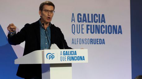 Feijóo acusa al PSOE de traicionar a sus votantes al apoyarse en la candidata del BNG
