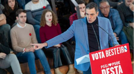 Sánchez, de mitin en Galicia, llama a concentrar el voto en el PSOE para el 'cambio'