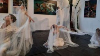 Desvelos: una fusión de danza, pintura y música a cargo de Marta Maldonado
