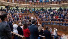 Los socios de Sánchez se ausentan en el Congreso durante el minuto de silencio por el asesinato de los guardias civiles