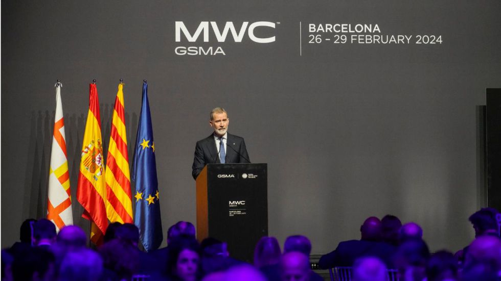 Felipe VI inaugura el MWC: 'Es una cita que no me gustaría perderme en el futuro'