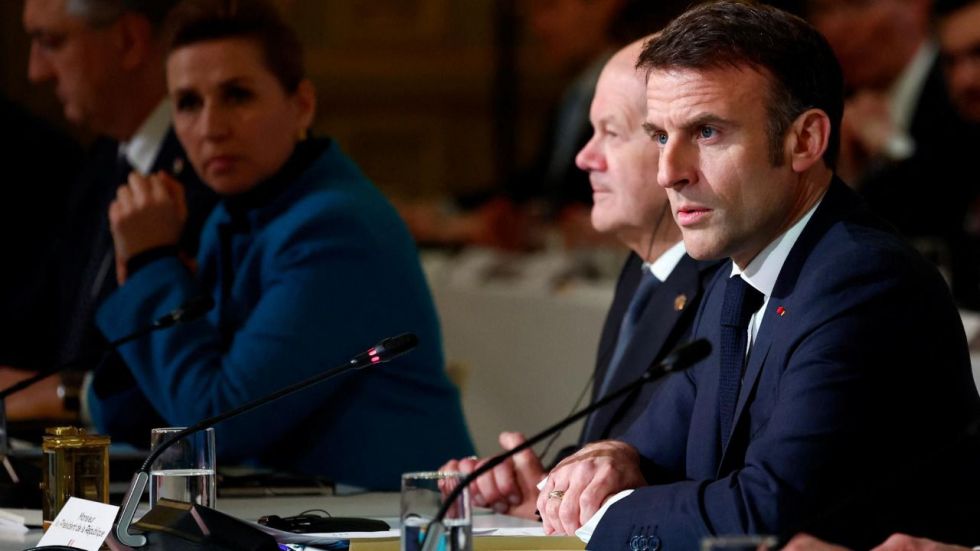 Macron: 'Hay que prepararse para que Rusia ataque'