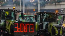 Los ministros de la UE piden más medidas para calmar a los agricultores