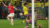 Liga de Campeones. El Dortmund escapa del PSV a última hora