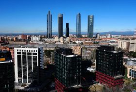 Las agencias de rating toman nota del desafío político que enfrenta España
