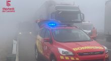 Un muerto en el choque múltiple por la niebla, con 40 vehículos, en la AP-7 en Castellón