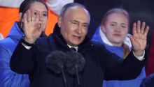 Putin conmemora en la plaza Roja el décimo aniversario de la anexión de Crimea