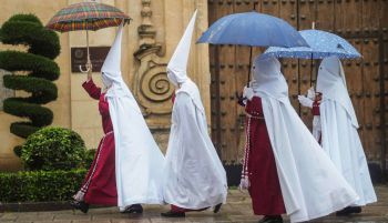 Semana Santa. La lluvia apaga el Lunes Santo en Andalucía