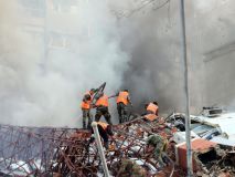 Irán culpa a Israel de bombardear su consulado en Siria matando a ocho personas
 