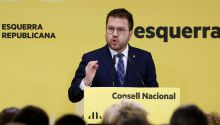 Aragonés quiere un debate electoral con Illa y Puigdemont en Francia o 'donde sea'