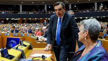 El Parlamento Europeo aprueba el pacto migratorio, que endurece el asilo