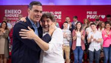 Pedro Sánchez reivindica la 'política limpia' del PSOE frente a las 'paladas de lodo' de Feijóo y Santiago Abascal