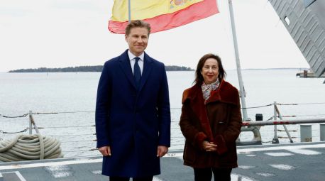 Robles defiende en Helsinki la disuasión naval de la OTAN frente a Rusia en el Báltico