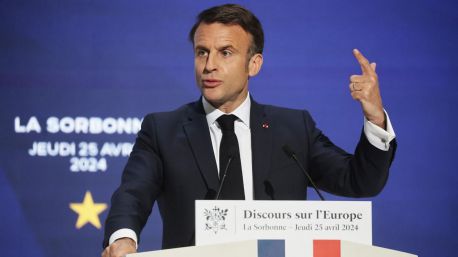 Macron pide una transformación 'radical' de la UE: 'Europa puede morir de sí misma'