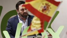 Abascal denuncia que el anuncio de Sánchez 'no tiene otra intención que sepultar la crítica'