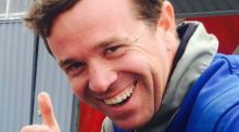 Muere el campeón de España de vuelo acrobático por el impacto de un buitre
