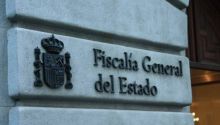 La Fiscalía purga a la fiscal de Madrid que quería admitir la querella de la pareja de Ayuso