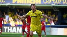 LaLiga. Sorloth mantiene la lucha europea del Villarreal tras remontar al Sevilla