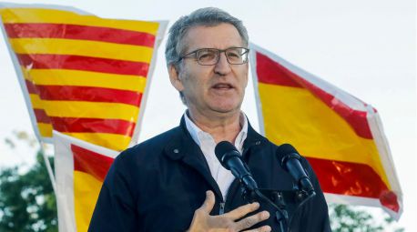 Feijóo llama a concentrar el voto constitucionalista: 'Hoy Cs es el PP de Cataluña'