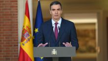Sánchez, 'horrorizado e indignado' por el atentado contra Fico
