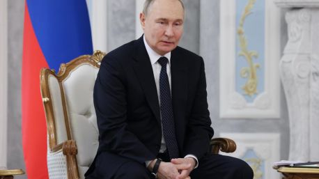 Putin aboga por reanudar las negociaciones con Ucrania