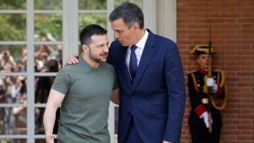 Zelenski agradece a Sánchez la ayuda militar por valor de 1.000 millones de euros