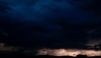 El tiempo: avisos amarillos por fuertes tormentas en Murcia y Andalucía