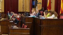 El Gobierno denuncia ante la Fiscalía al presidente del parlamento balear por un posible delito de odio