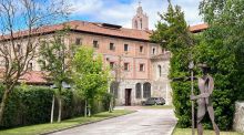 El arzobispo de Burgos excomulga a las diez monjas clarisas de Belorado