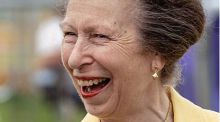 La princesa Ana de Inglaterra, hospitalizada tras sufrir heridas leves y una conmoción