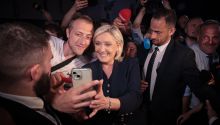 Le Pen, triunfalista, pide la mayoría absoluta para la segunda vuelta