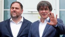 Junts se felicita tras la reunión que mantuvieron Puigdemont y Junqueras en Waterloo