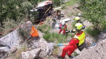 Seis menores heridos, uno de ellos grave, en un accidente de autobús en el Pirineo