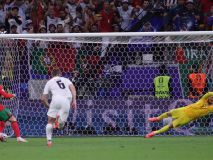 La imagen de la Eurocopa: Ronaldo rompe a llorar tras fallar un penalti decisivo