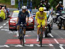 Tour Francia. La carrera dispara su interés: Vingegaard gana a Pogacar con 'foto-finish'