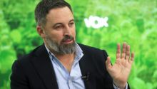 Abascal niega que la ruptura con el PP se deba al auge de Alvise